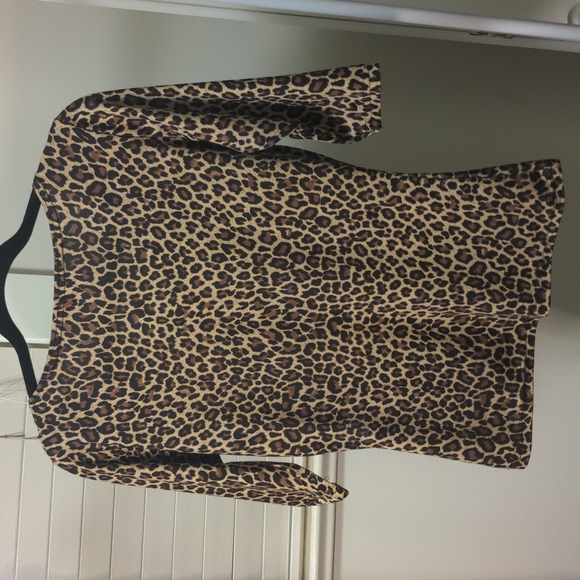 Leopard Print Quarter Sleeve Pinup - Picture 7 of 7